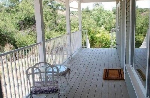 Artsy Custom Home. Central to San Diego Beaches; Mts; Desert