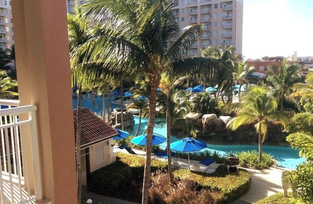 Aruba Surf Club Resort, Beach, Hot Tub. RW