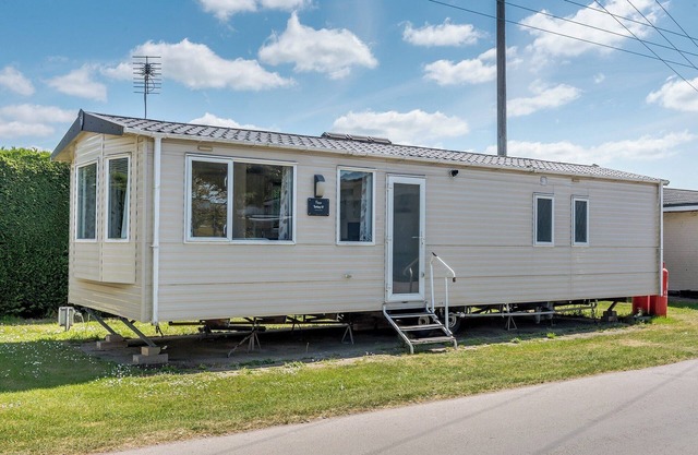 Arundel Plus Caravan