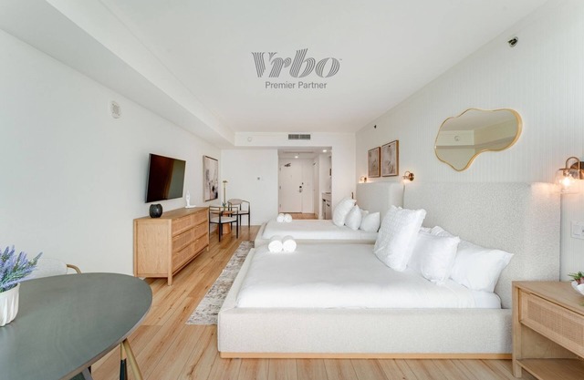 ARYA HOTEL STUDIO BY IMD MIAMI VACATION RENTALS OCEAN VIEW BALCONY FREE PARKING
