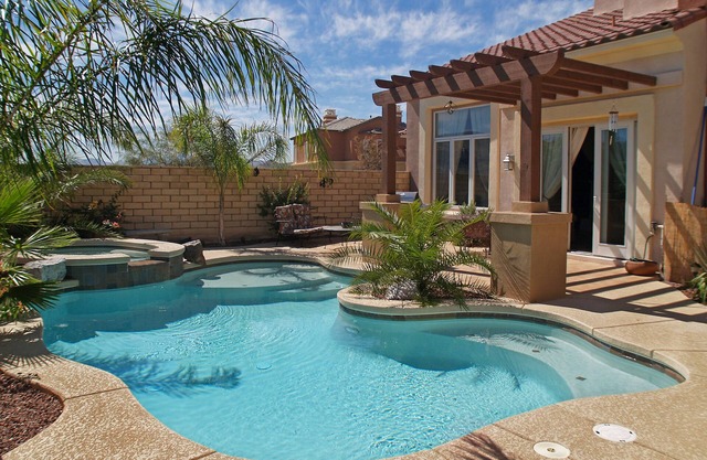 As short as monthly Entire Residence! Private Pool, Patio hot spa Special rates
