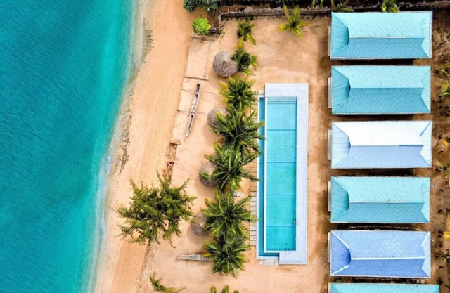 Asante Sana Beach Cottages - Beachfront Cottage