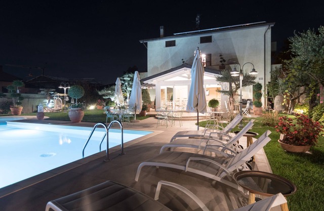 Assisi apartment, kitchen, swimming-pool, spa and breakfast