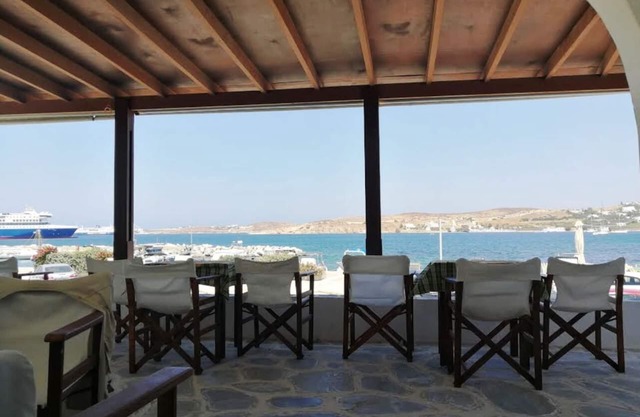 Asterias Hotel