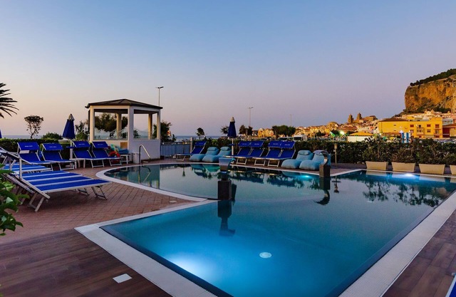 Astro Suite Hotel