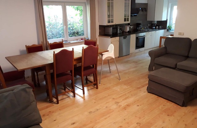 At Elberadweg: family apartment