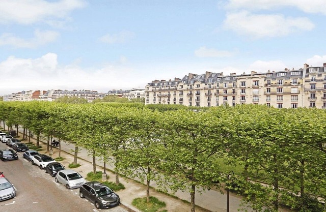 At The Junction Of The Hôtel Des Invalides And The Eiffel Tower