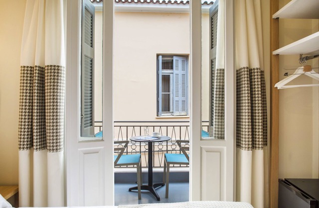 Athena Hotel