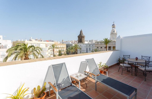 Atico-Solarium CITY Hall by Cadiz4Rentals