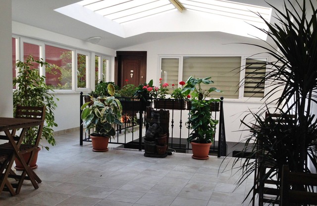 Atrium Suites
