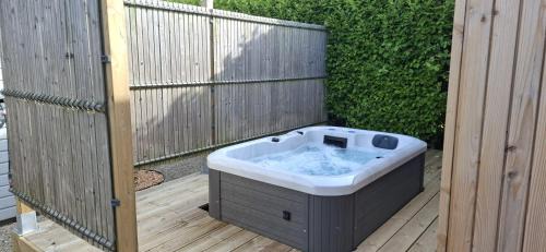 Au numéro 7 - Entre terre et Mer - Jaccuzi privatif