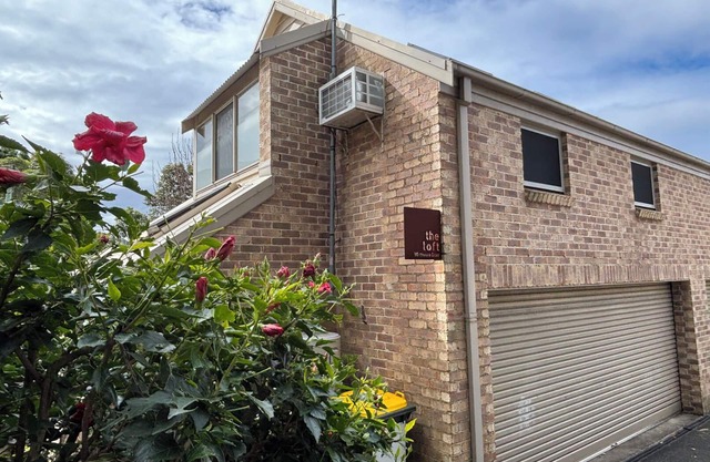 Austinmer Beach Studio Apartment with Parking