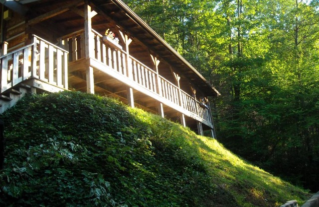 Authentic log home with hot tub, fireplace, fire pit and billiards !