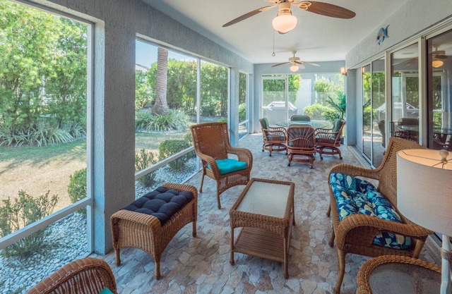 Available Now! Walking distance to Lake Sumter Town Square!