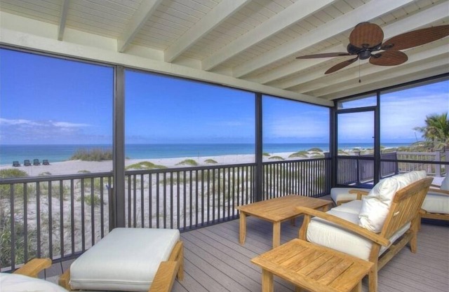 Available THANKSGIVING & CHRISTMAS! Luxurious beachfront house on exclusive LBK!