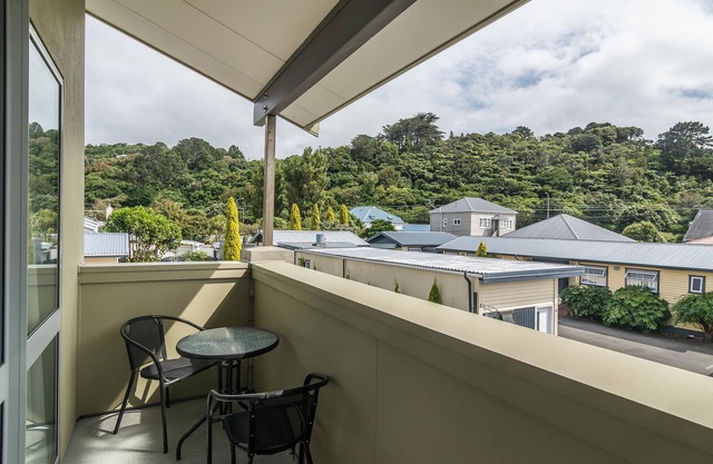 Avana Suites