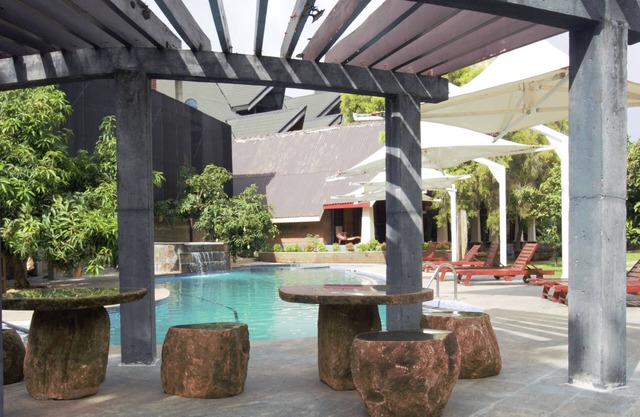 Avasta Resort