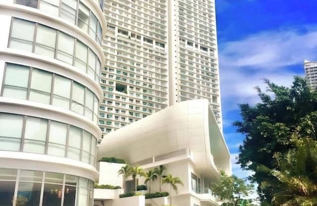 Aveline Suites Blue/City center view, Philippines