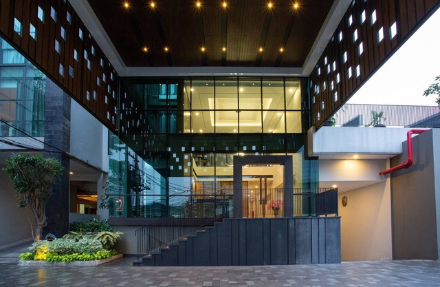 Avissa Suites
