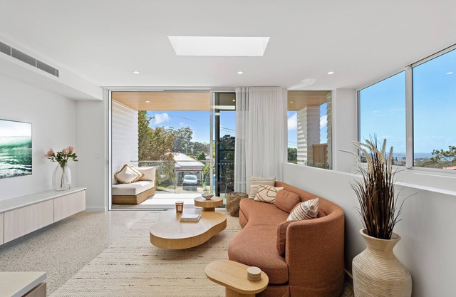 Avista Thirroul. A Designer Coastal Retreat on the South Coast of NSW