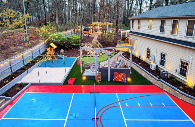 AVL Grand Getaway by 5 Seasons Homestays