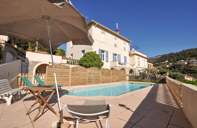 Awesome apartment in Grasse with WiFi