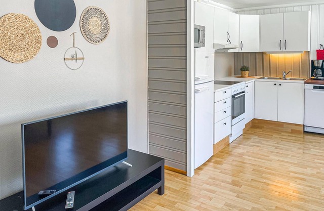 Awesome apartment in Mesnali with kitchen