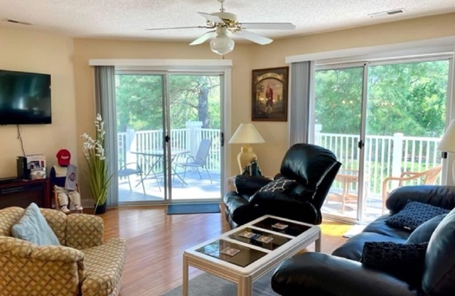 awesome condo overlooking 9th hole Magnolia golf course