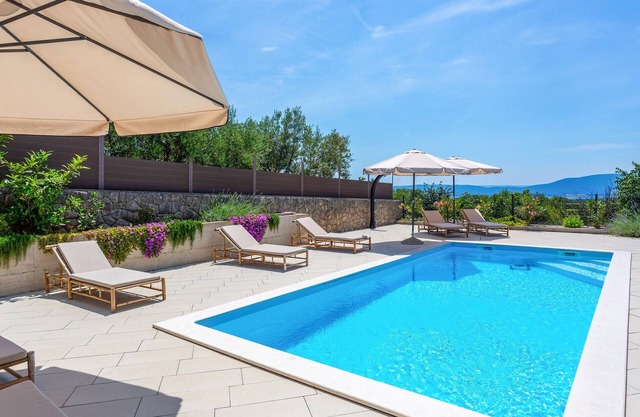 Awesome home in Bajcici with WiFi