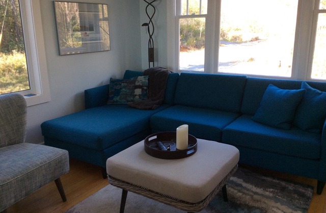 Awesome ocean views near many beaches and hiking trails.