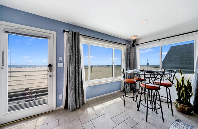 Awesome ON THE STRAND Hermosa Property. Stay at the last home before Hawaii