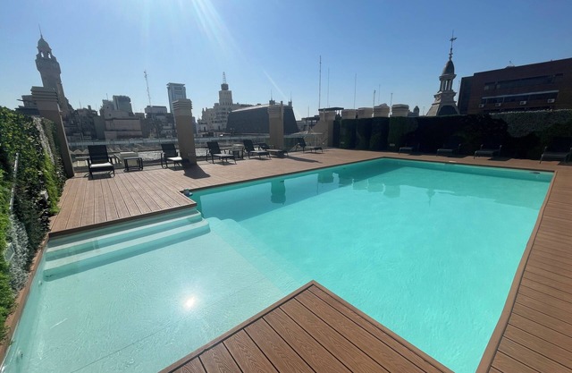 Ayres Suites Moreno