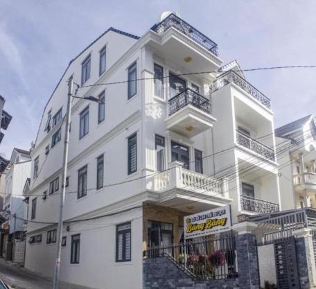 Băng Băng Hotel
