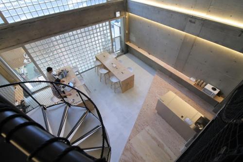 b hotel New Small Hotel - Hondori shopping arcade