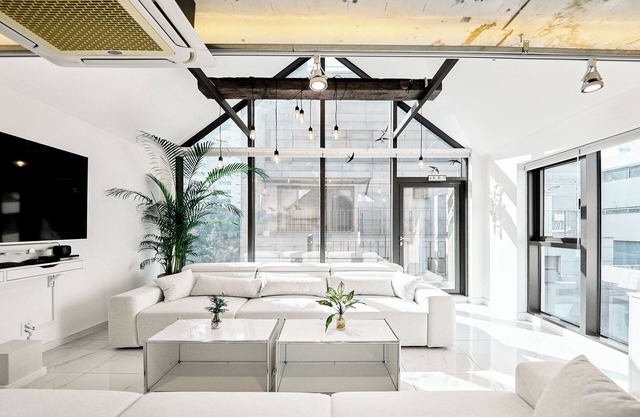 B9 Tailored Service Home near Hongik University Station