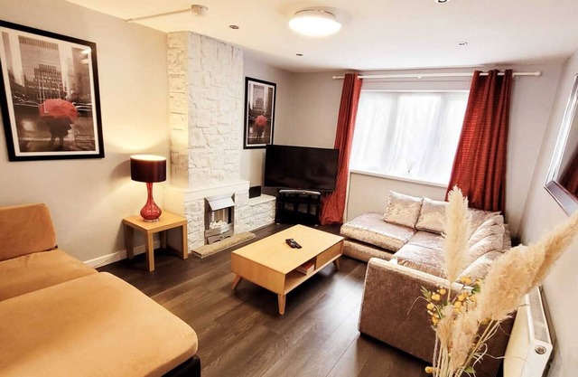 Bakewell House - Huku Kwetu (Notts)