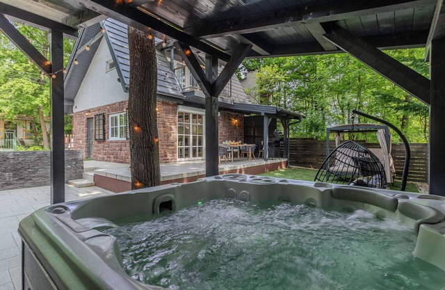 BalChill House With Sauna And Jacuzzi, Balatonszepezd, Hungary