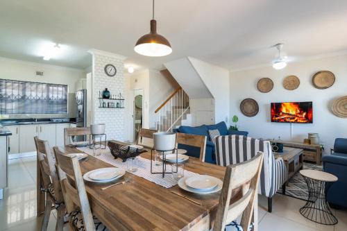 Ballito Beach Villa - La Toinette 8