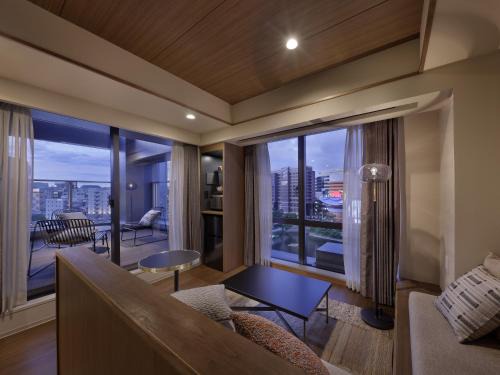 Band Hotel Hakata