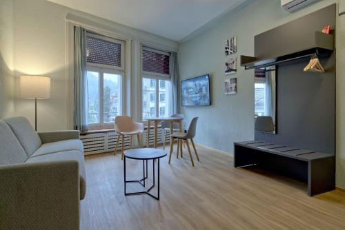 BANK House Apartment L 206 - GRIWA RENT