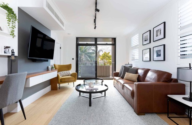 Barangaroo Park - Two Bedroom Apartment (1 King & 1 Queen)
