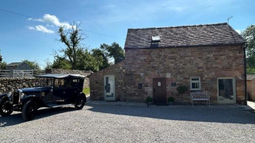 Barn Conversion - Sleeps 4 - Pet friendly - Garden