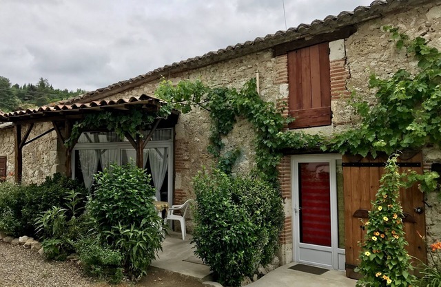 Barn-Traditional-Ensuite with Shower-Terrace