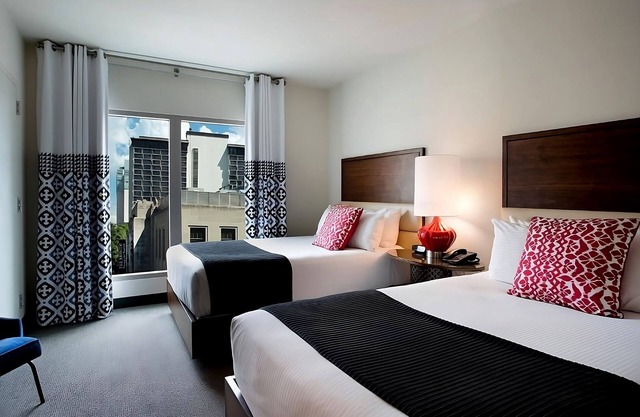 Bask in Modern Style Comfort! 3 Relaxing Units w/City View, Dogs Allowed, Pool
