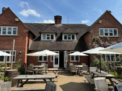 Baskerville Arms