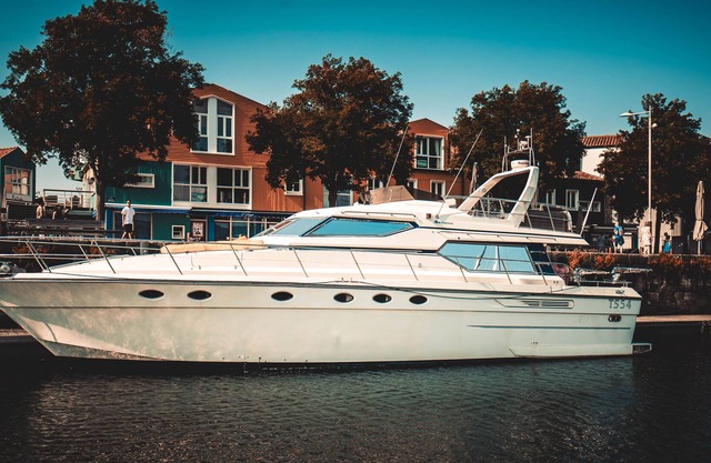 Bateau Hotel La Rochelle - Yacht insolite