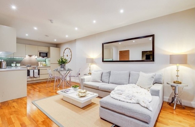 Battersea 2Bed Retreat | Long Stays & FREE Parking