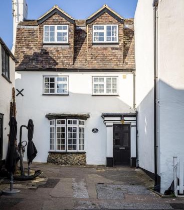Bay Cottage By The Sea in Broadstairs.