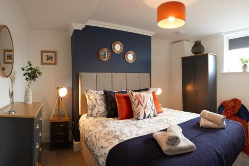 Bay View - Amazing Location With Sea Views!