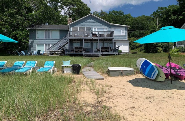 Bayfront Wareham Retreat w/Private Beach!